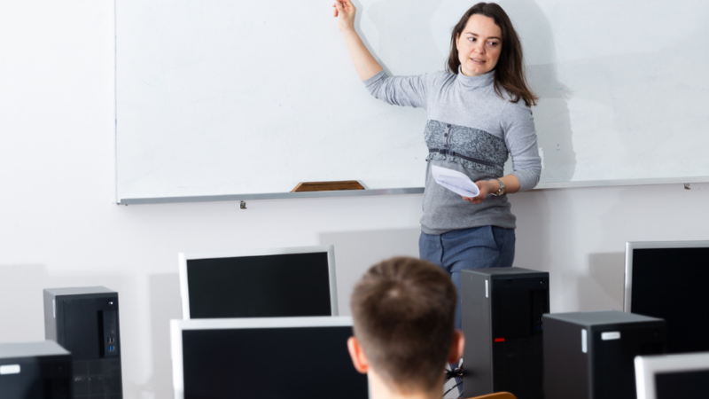 A educação na era digital: será o fim dos professores?